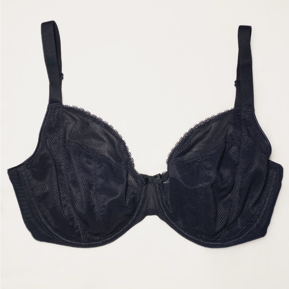 32H Chantelle Black Lace Bra Unlined Underwire Elegant Sleek Bow